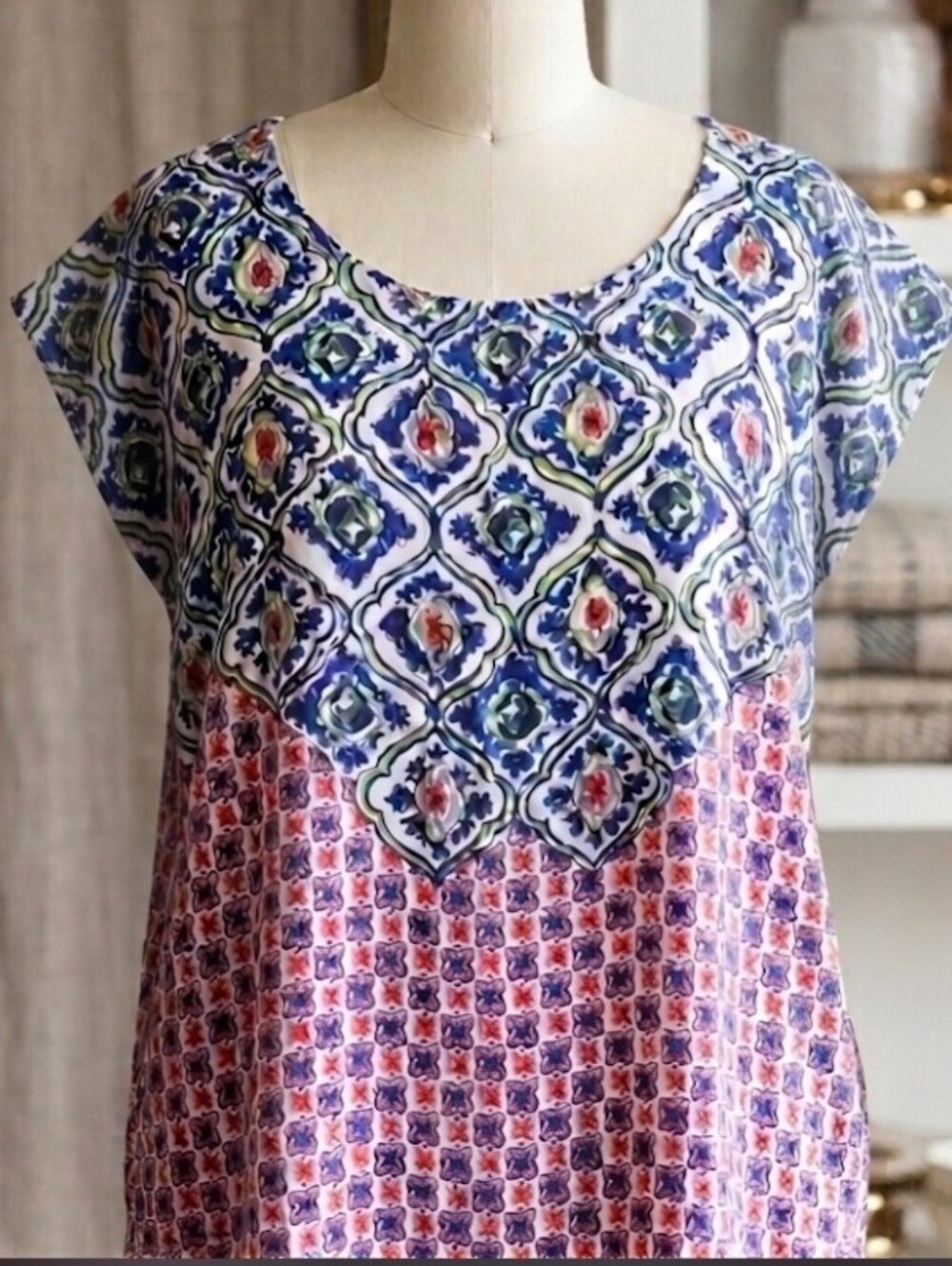 Joseph A. Silky Blend Mixed Print Blouse XL Blue Orange Geometric Tunic Top
